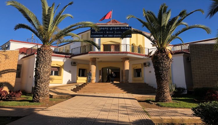 تامسنا .. ماهي أسباب الكتابات الحائطية المنتشرة والمسيئة لأحد المستشارين؟