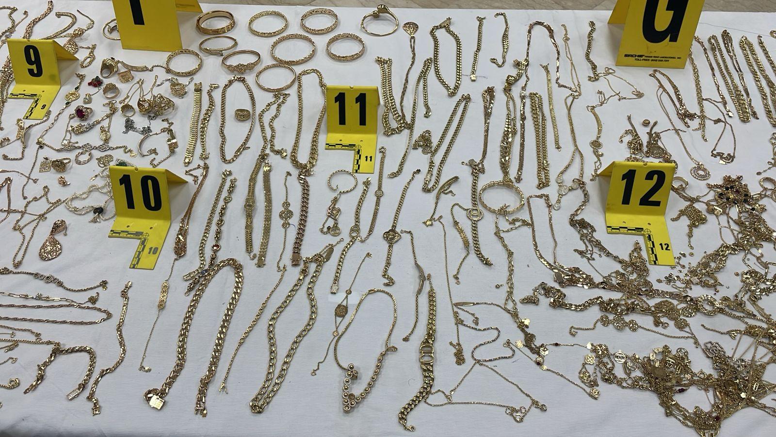 توقيف المتورطين في سرقة محل للمجوهرات بطنجة واسترجاع كميات كبيرة من الذهب