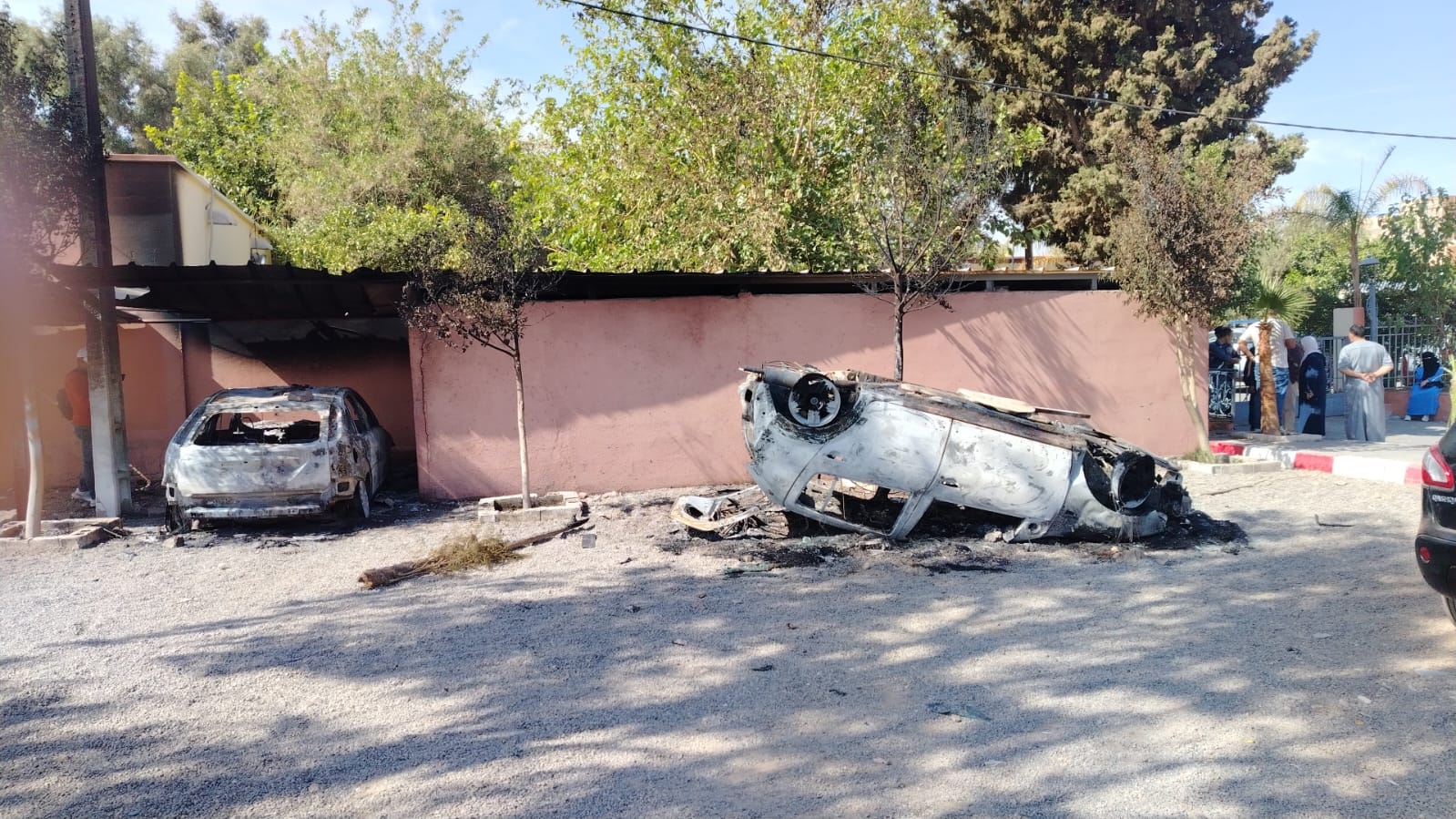 مواجهات عنيفة بين الأمن والمحتجين تشعل منطقة سيدي يوسف بن علي وتامنصورت بمراكش